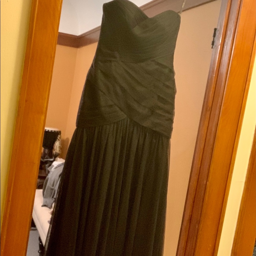 White by Vera Wang Black formal dress